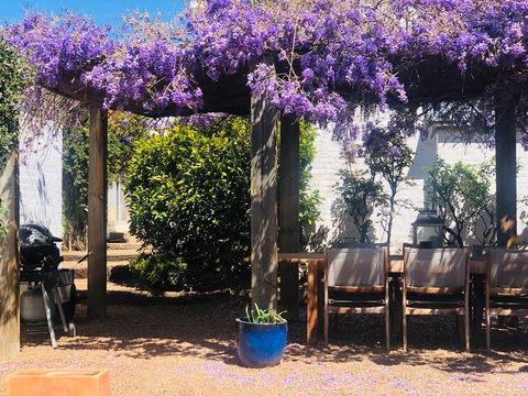 Belmore Cottage - Perths Hotel 10