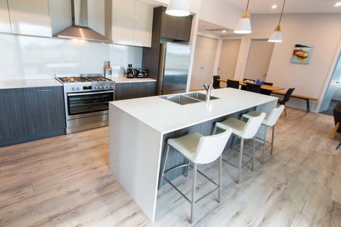 Wellington Lake Retreat - Perths Hotel 2