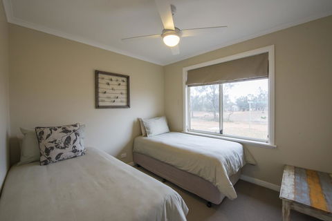 Flinders Bush Retreats - Perths Hotel 18