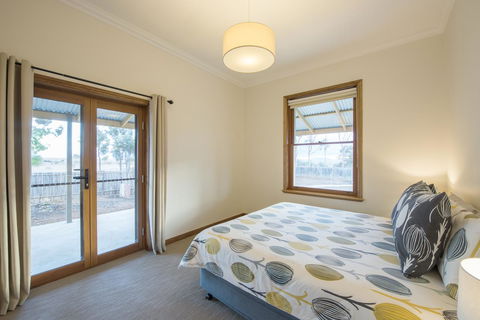 Flinders Bush Retreats - Perths Hotel 0