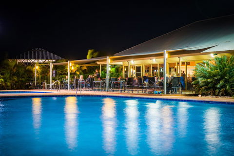 Exmouth Escape Resort - Perths Hotel 0