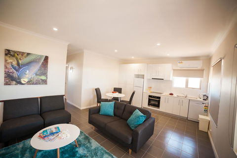 Exmouth Escape Resort - Perths Hotel 35