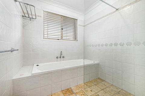 Casuarina 1 - Perths Hotel 9