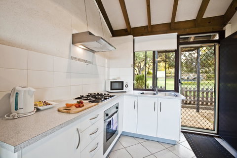 Chandlers Smiths Beach Villas - Perths Hotel 2