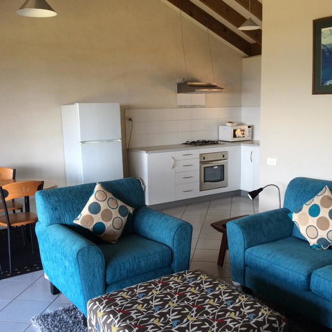 Chandlers Smiths Beach Villas - Perths Hotel 4