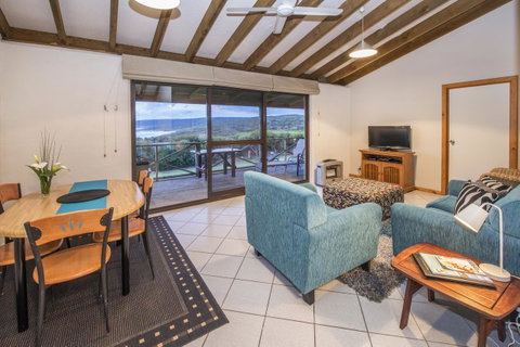 Chandlers Smiths Beach Villas - Perths Hotel 1