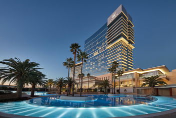 Crown Towers Perth with Perths Hotel