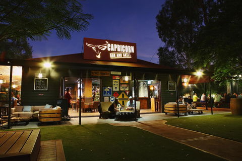 Capricorn Village - Perths Hotel 2