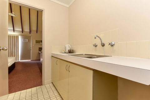Sanno Marracoonda Perth Airport Hotel - Perths Hotel 21