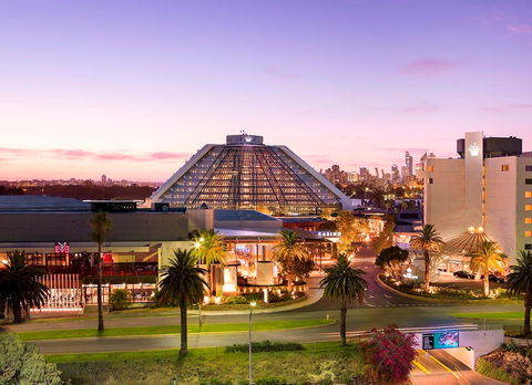 Crown Metropol Perth - Perths Hotel 5