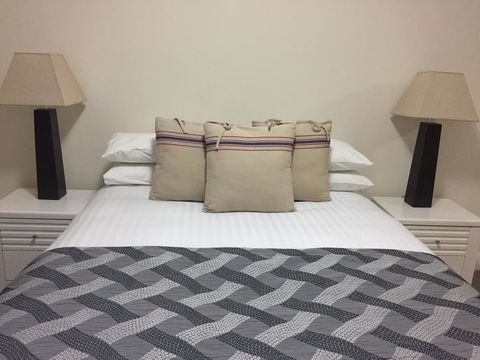 Parklane Apartments - Perths Hotel 9
