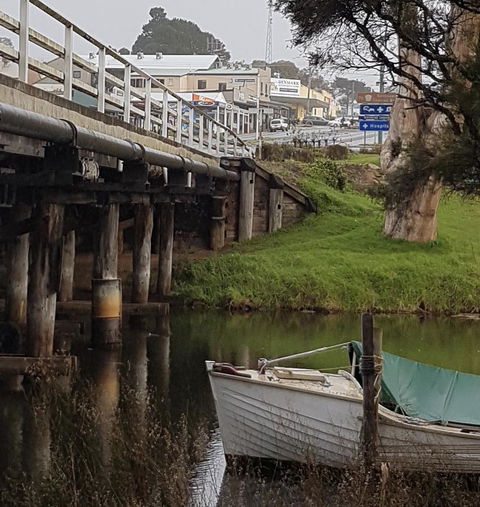 Christina's@Denmark - Perths Hotel 0