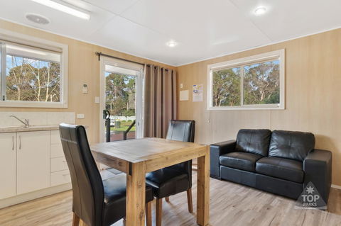 Margaret River Tourist Park - Perths Hotel 11