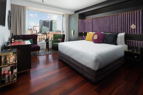 QT Perth - Perths Hotel 1