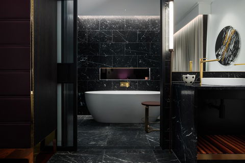 QT Perth - Perths Hotel 40