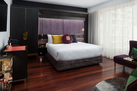 QT Perth - Perths Hotel 23