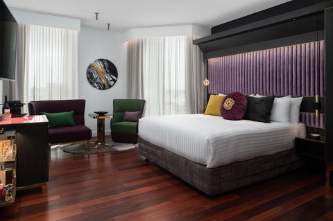 QT Perth - Perths Hotel 25