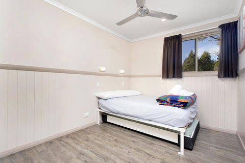 Armidale Tourist Park - Perths Hotel 9