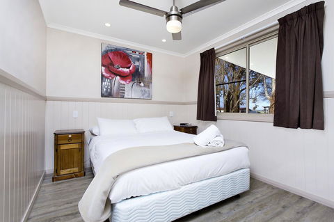 Armidale Tourist Park - Perths Hotel 16