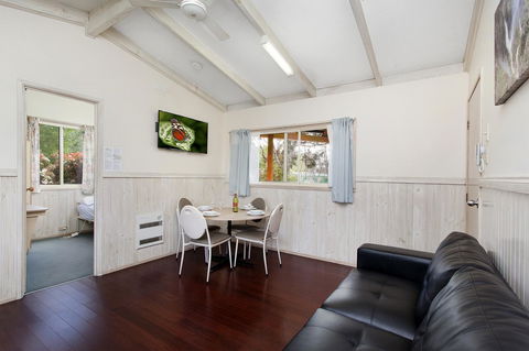 Armidale Tourist Park - Perths Hotel 40