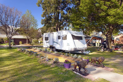 Armidale Tourist Park - Perths Hotel 25