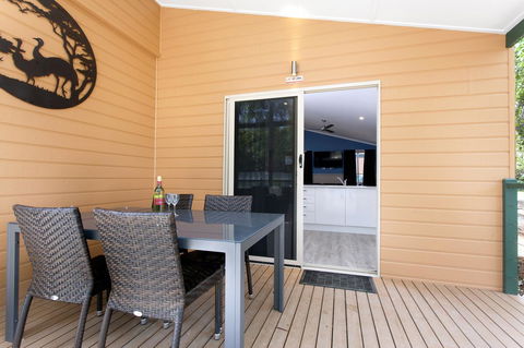 Armidale Tourist Park - Perths Hotel 5