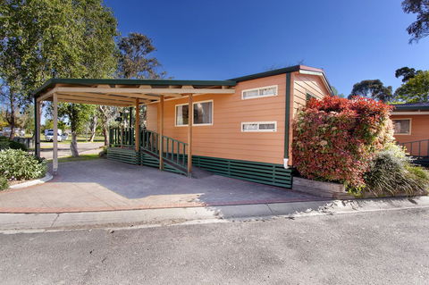 Armidale Tourist Park - Perths Hotel 41