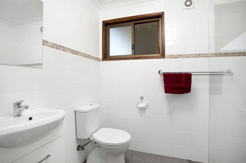 Armidale Tourist Park - Perths Hotel 14