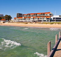 Boardwalk By The Beach - Perths Hotel