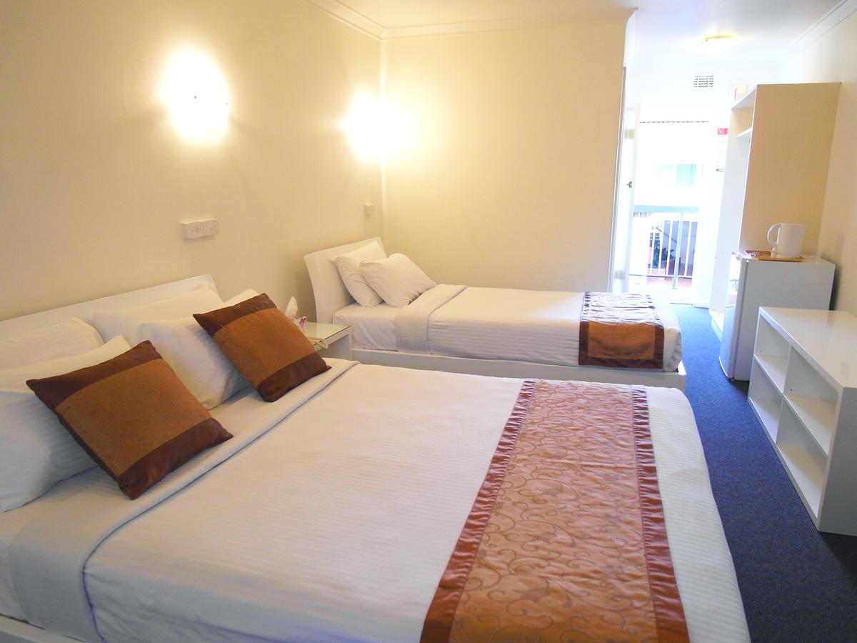 Rivervale WA Perths Hotel