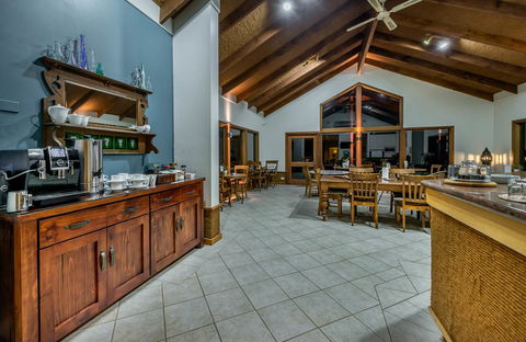 Chimes Spa Retreat - Perths Hotel 5