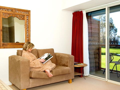 Chimes Spa Retreat - Perths Hotel 37