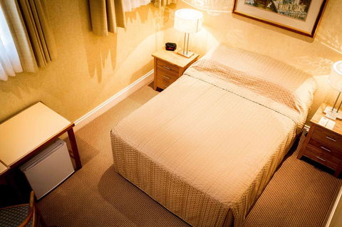 European Hotel - Perths Hotel 28