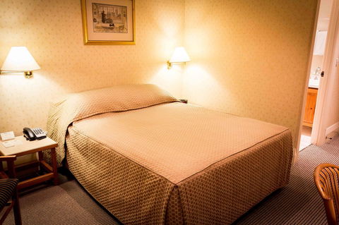 European Hotel - Perths Hotel 32