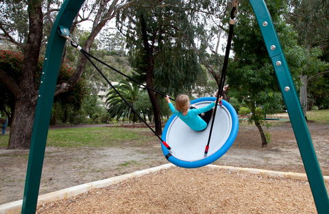 Perth Short Stays - Perths Hotel 44