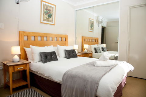 Perth Short Stays - Perths Hotel 20