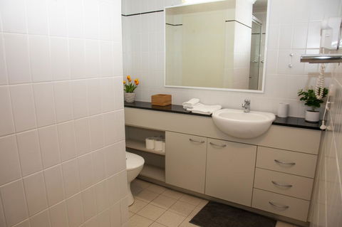 Perth Short Stays - Perths Hotel 19