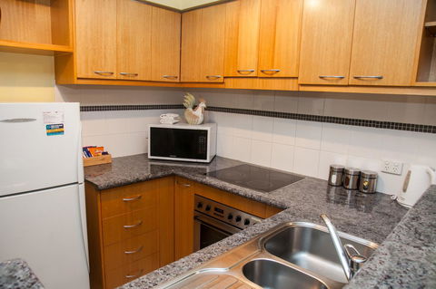 Perth Short Stays - Perths Hotel 16