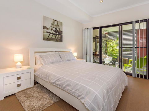 Home Apartment - Perth City Centre - Free WiFi - Perths Hotel 5