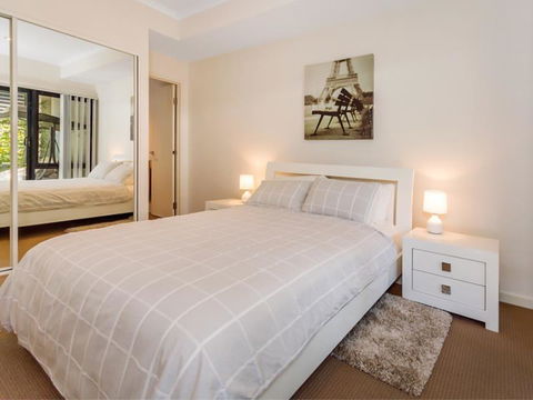 Home Apartment - Perth City Centre - Free WiFi - Perths Hotel 8