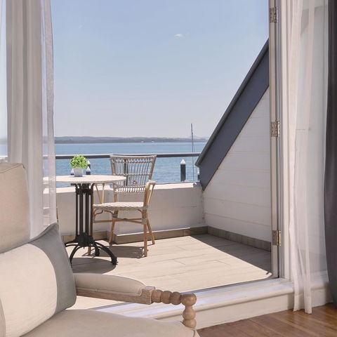 Anchorage Port Stephens - Perths Hotel 26