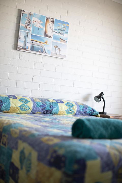 Shark Bay Seafront Apartments - Perths Hotel 40