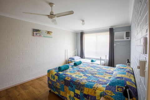 Shark Bay Seafront Apartments - Perths Hotel 18