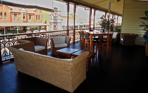 The Palace Hotel Kalgoorlie - Perths Hotel 21