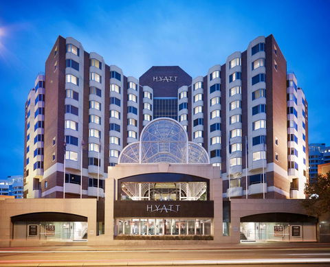 Residence On Langley Park - Perths Hotel 1