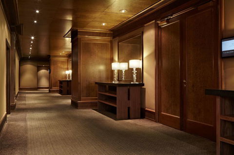 Residence On Langley Park - Perths Hotel 39