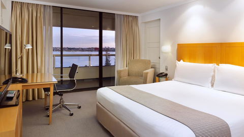 Crowne Plaza Perth, An IHG Hotel - Perths Hotel 3