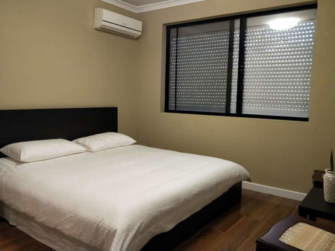 Perth Lake Side Lodge - Perths Hotel 3
