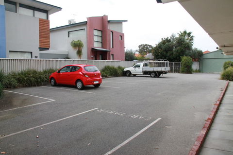 Malibu Apartments - Perth - Perths Hotel 16