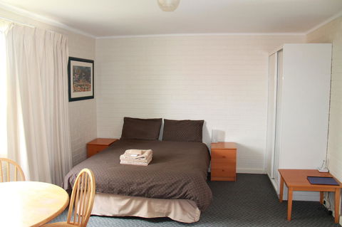 Malibu Apartments - Perth - Perths Hotel 4